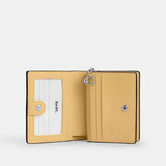 NEW Coach X Peanuts Snap Wallet - Charlie Brown - Picture 7 of 12